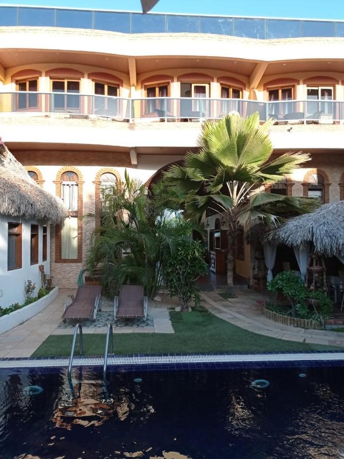 Pousada Presidente Hotel Canoa Quebrada Buitenkant foto